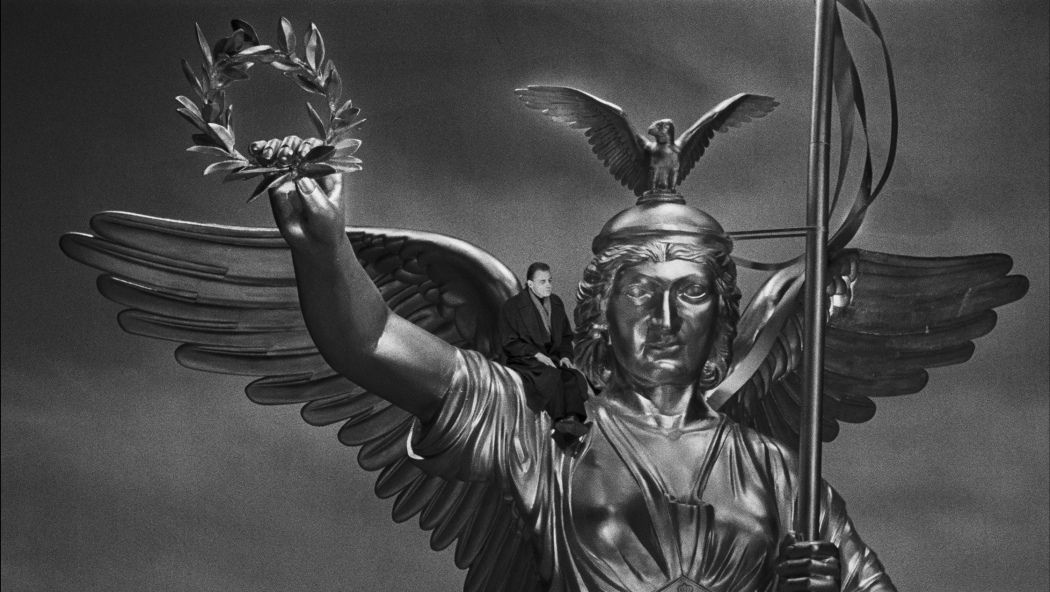 Berlin Üzerindeki Gökyüzü (1987) izle
