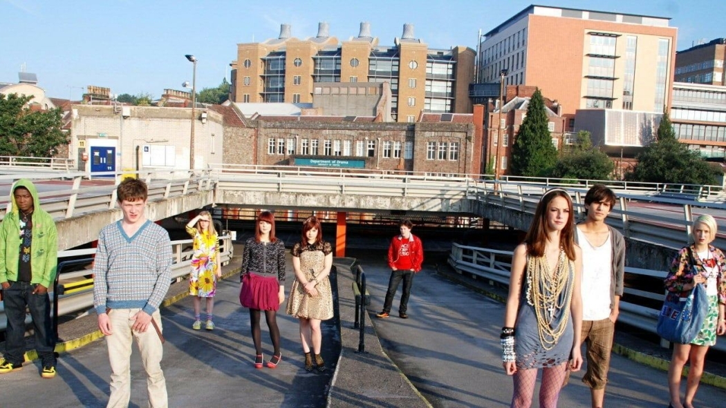Skins 6. Sezon 4. Bölüm izle